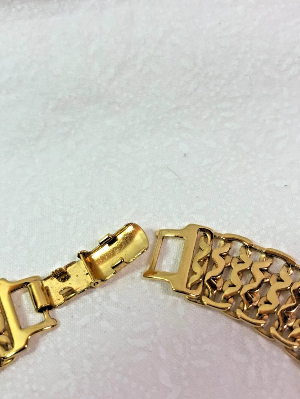 Monet Woven Flat Chain Collar Retro Vintage Gold Toned Necklace 16 Inch - Picture 5 of 11